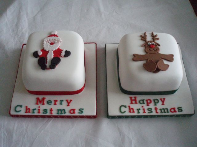 Mini Christmas Cakes