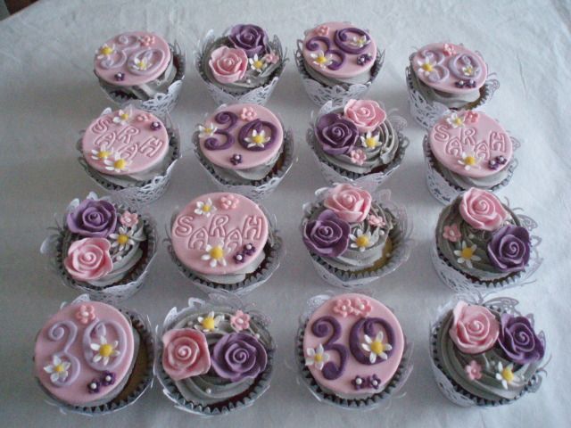 Floral cupcakes